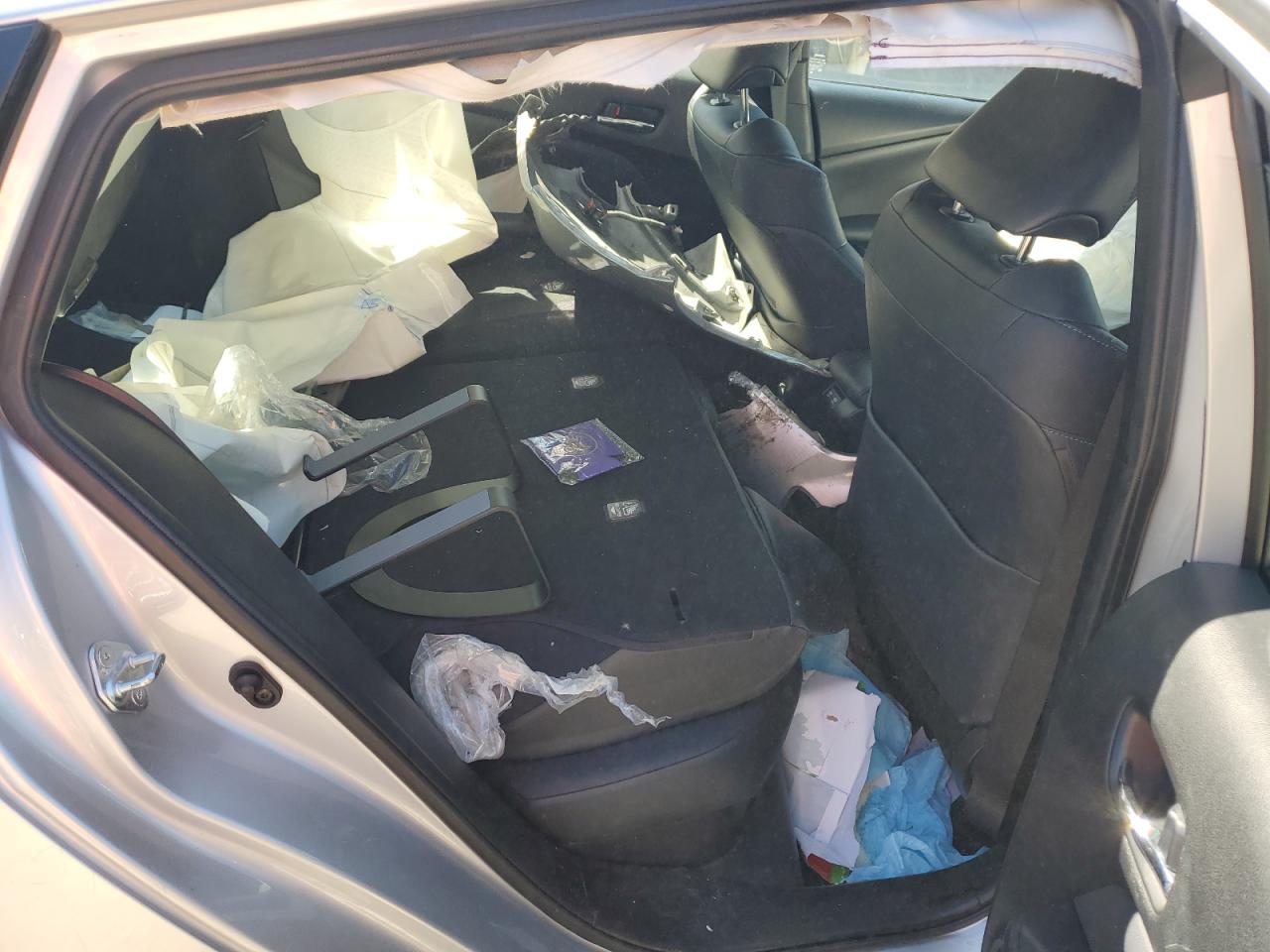 2019 Toyota Prius - Image 10