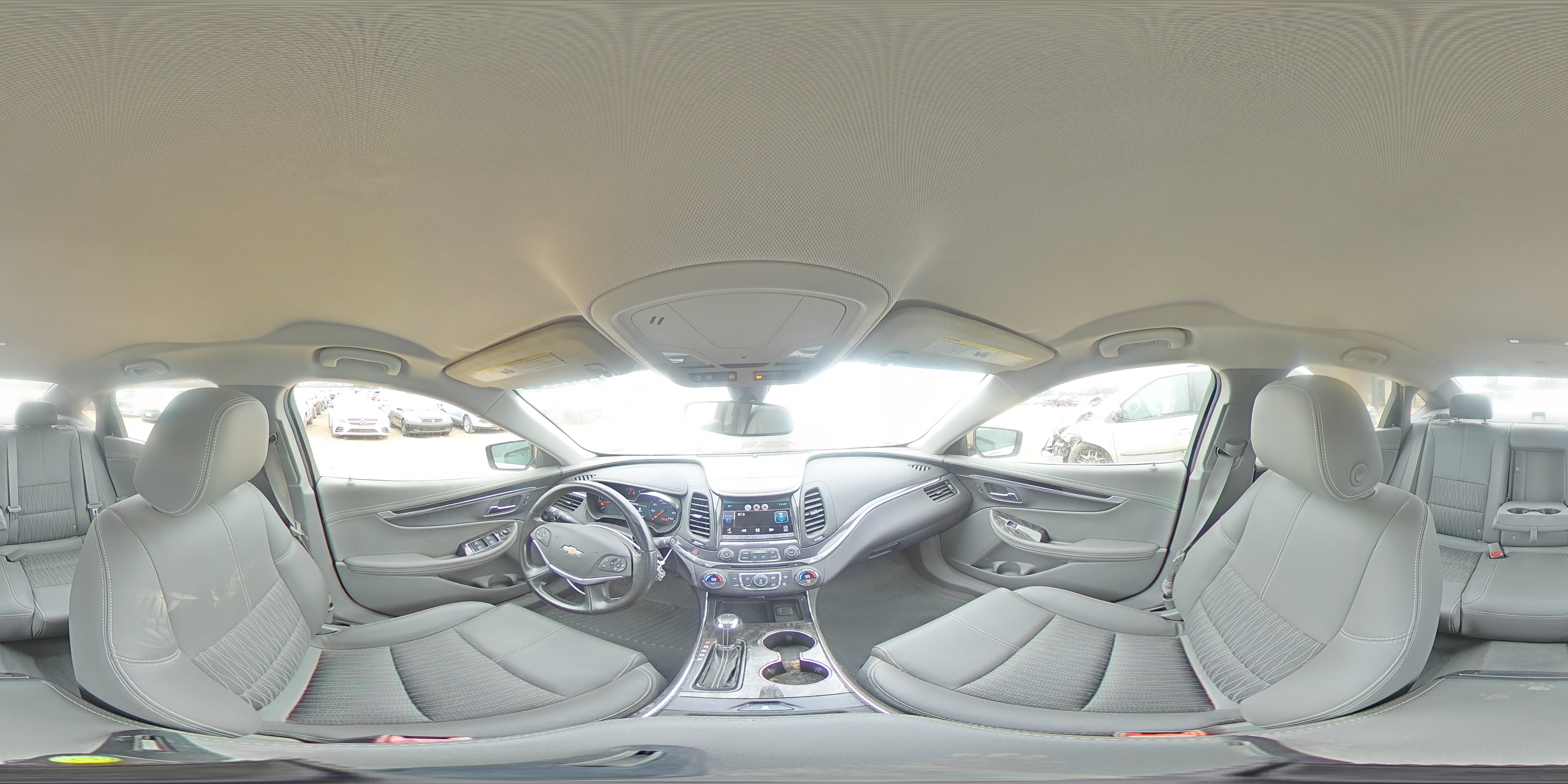2015 Chevrolet Impala - Image 13