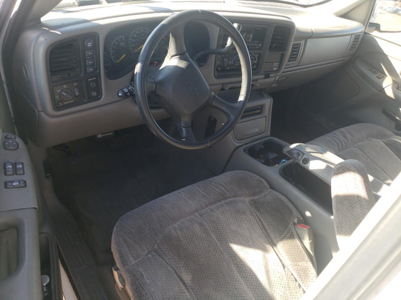 1999 Chevrolet Silverado - Image 8