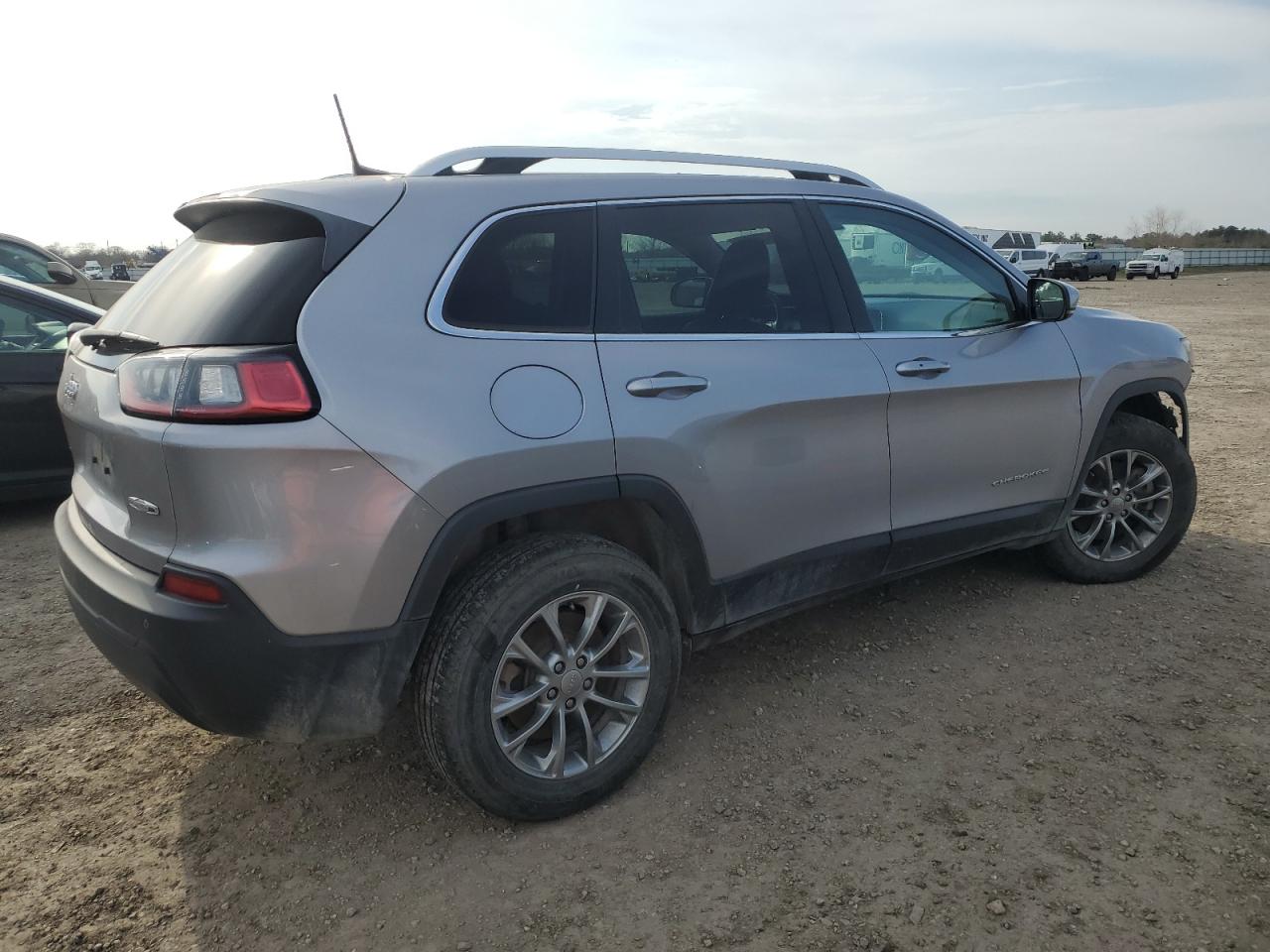 2020 Jeep Grand Cherokee - Image 3