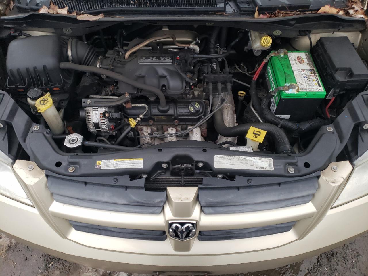 2010 Dodge Caravan - Image 12