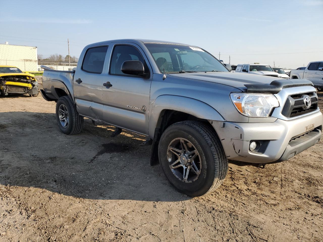 2014 Toyota Tacoma - Image 4