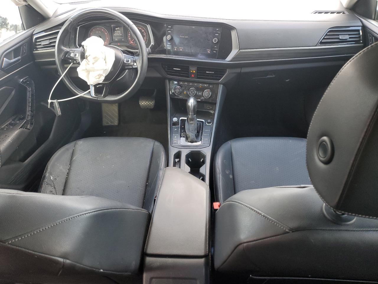2019 Volkswagen Jetta - Image 8