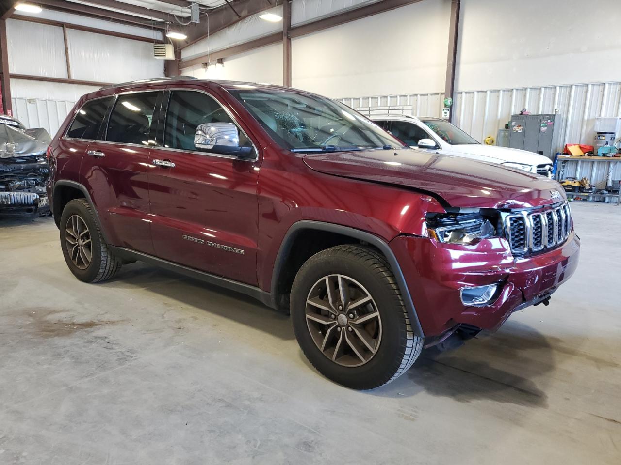 2017 Jeep Grand Cherokee - Image 4
