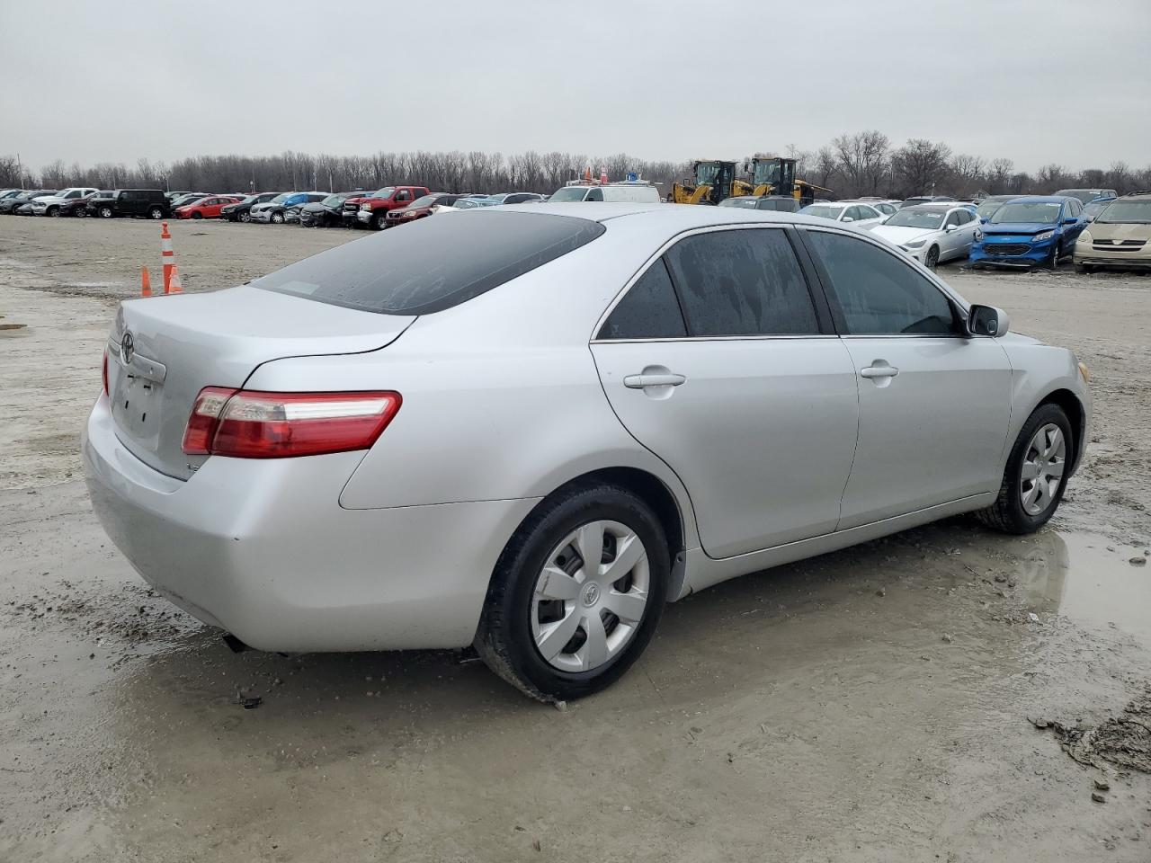 2009 Toyota Camry - Image 3
