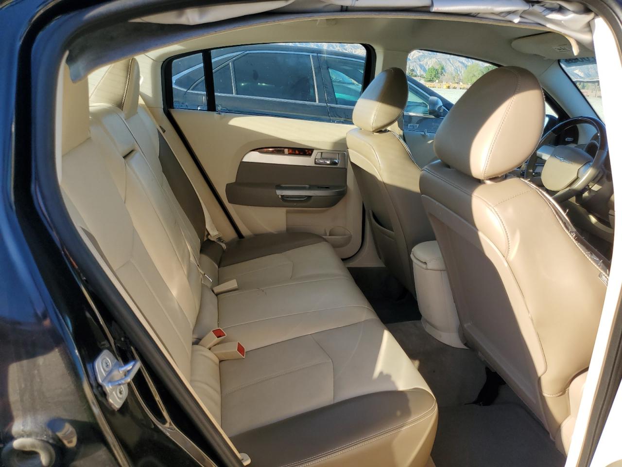 2007 Chrysler Sebring - Image 10