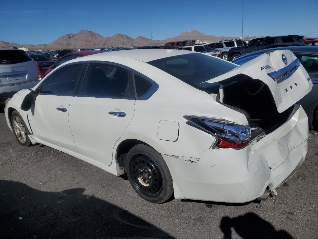 2013 Nissan Altima - Image 2