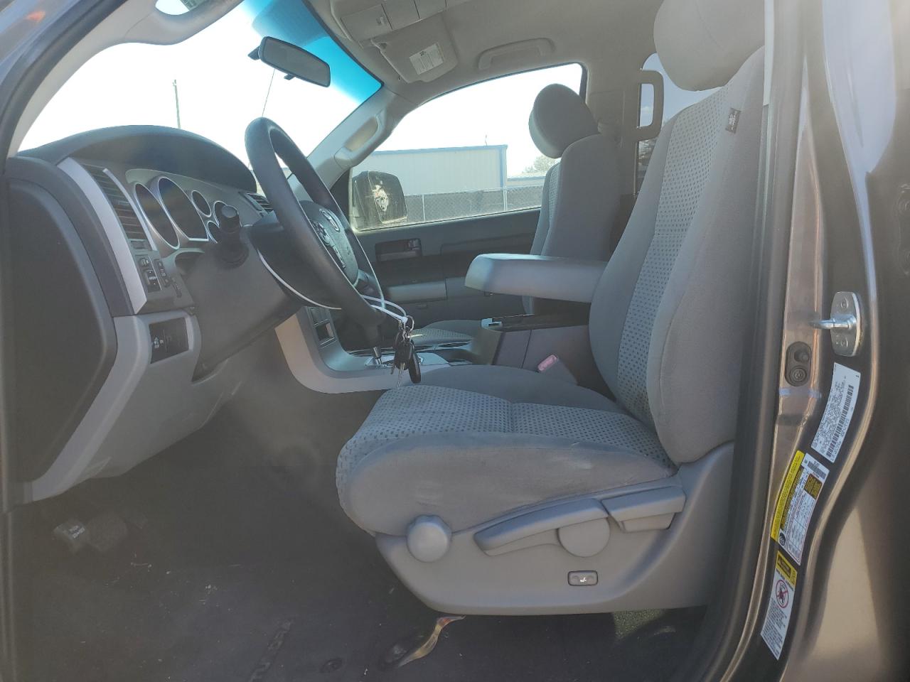 2013 Toyota Tundra - Image 7