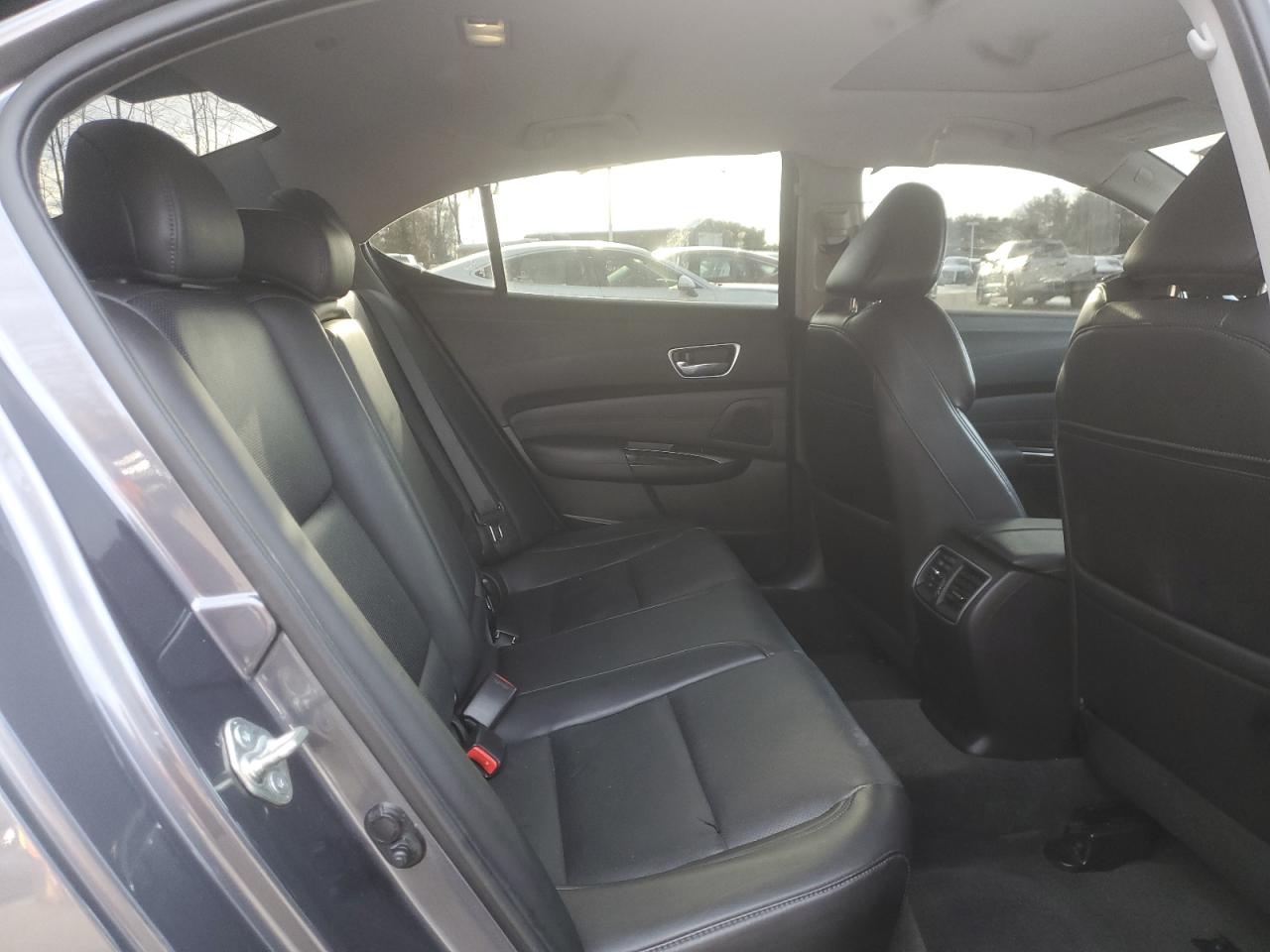 2018 Acura TLX - Image 10