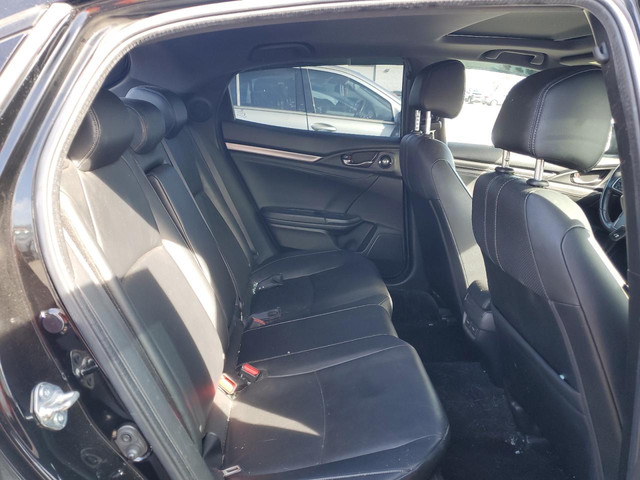 2018 Honda Civic - Image 10