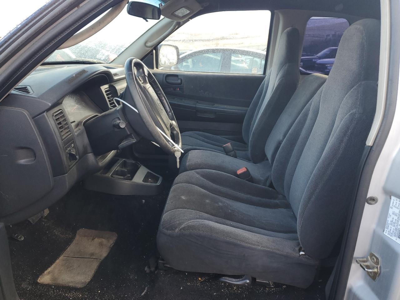 2003 Dodge Dakota - Image 7