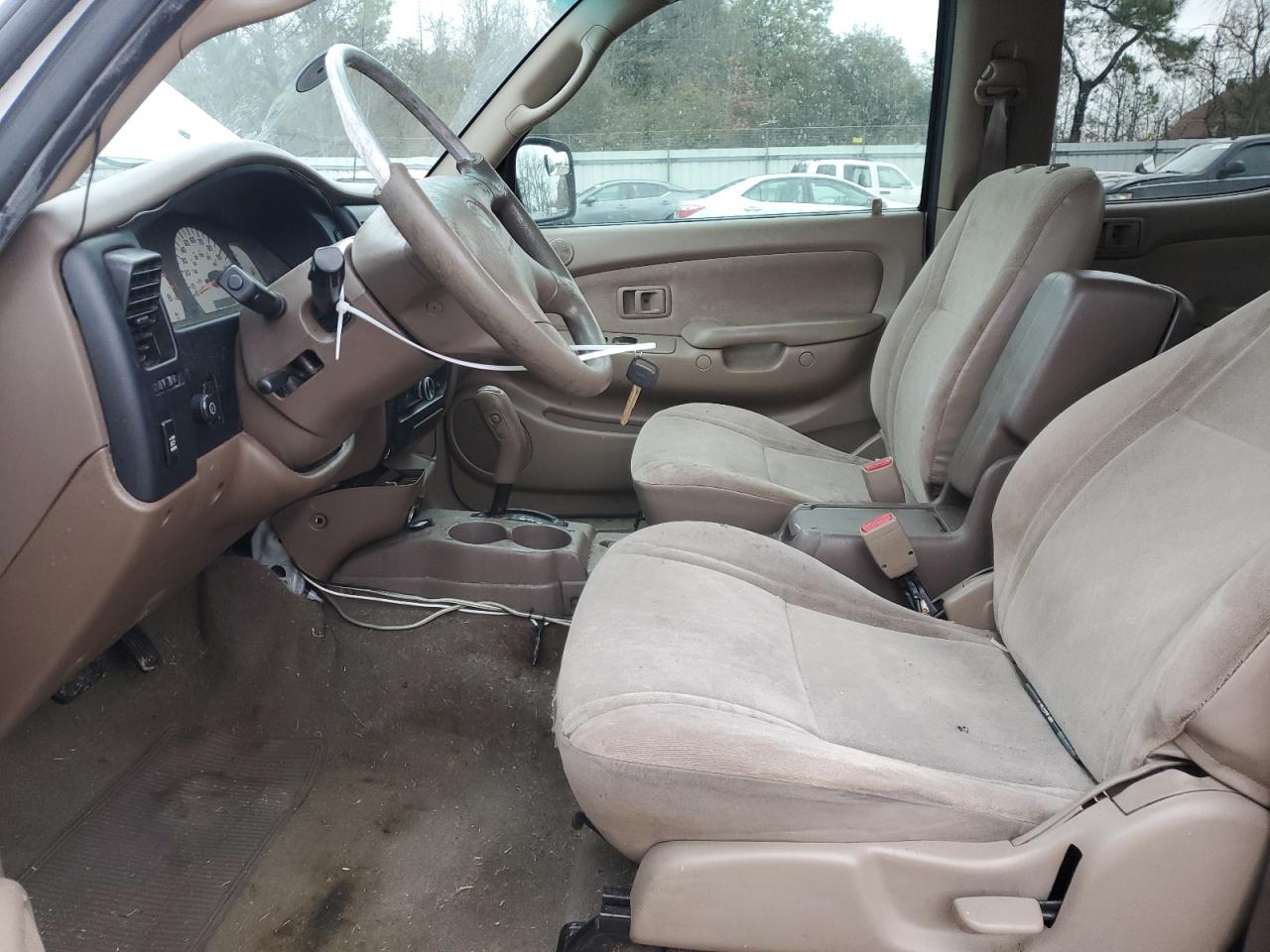 2004 Toyota Tacoma - Image 7