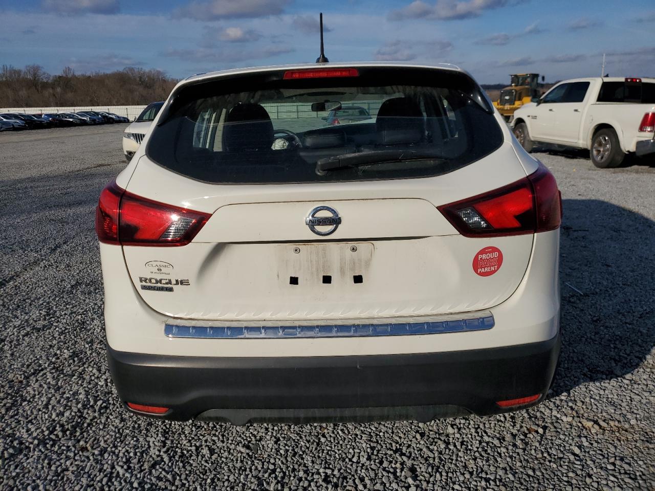 JN1BJ1CP3JW192181 NISSAN ROGUE 2018