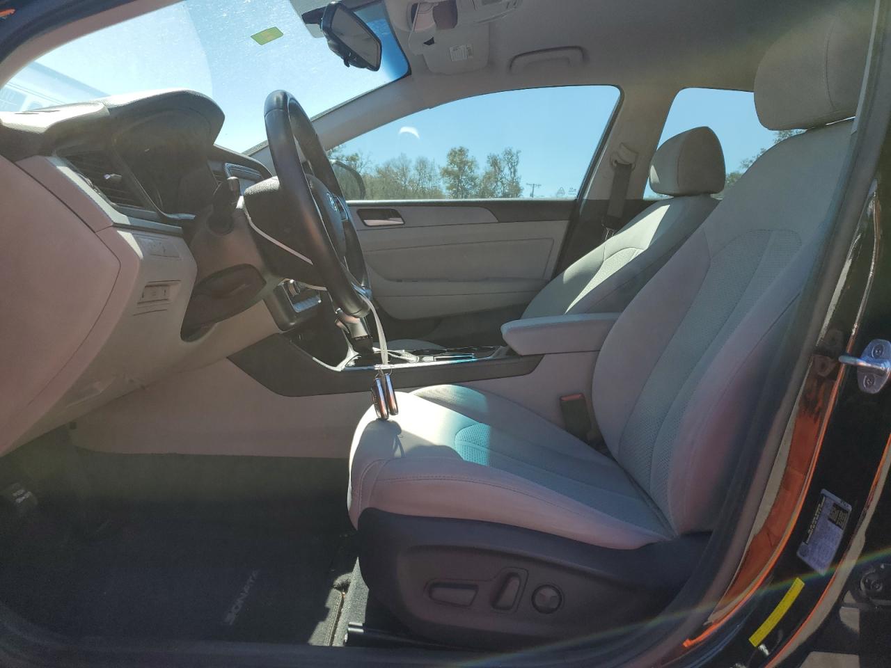 2018 Hyundai Sonata - Image 7