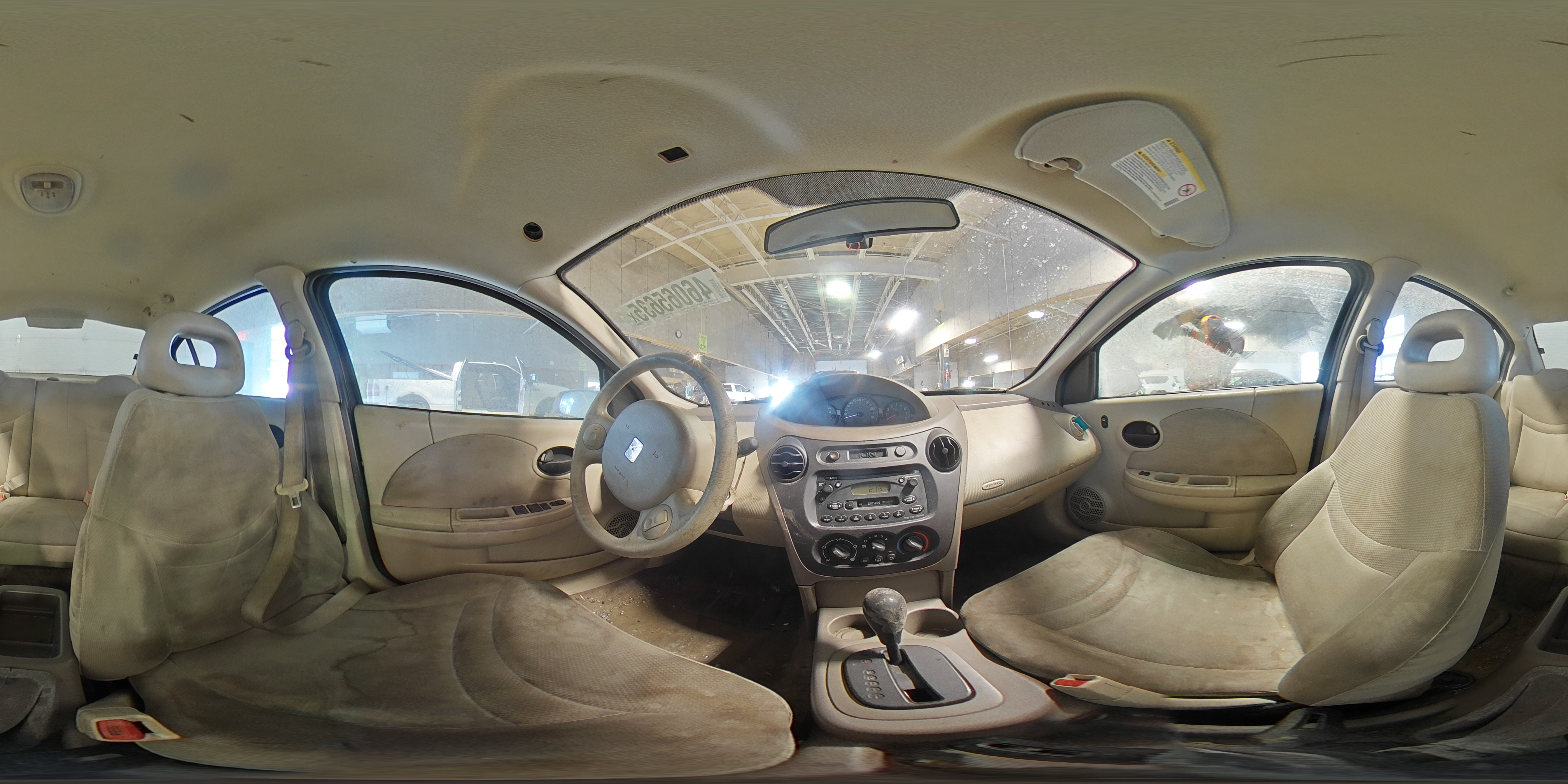 2003 Saturn ION - Image 13