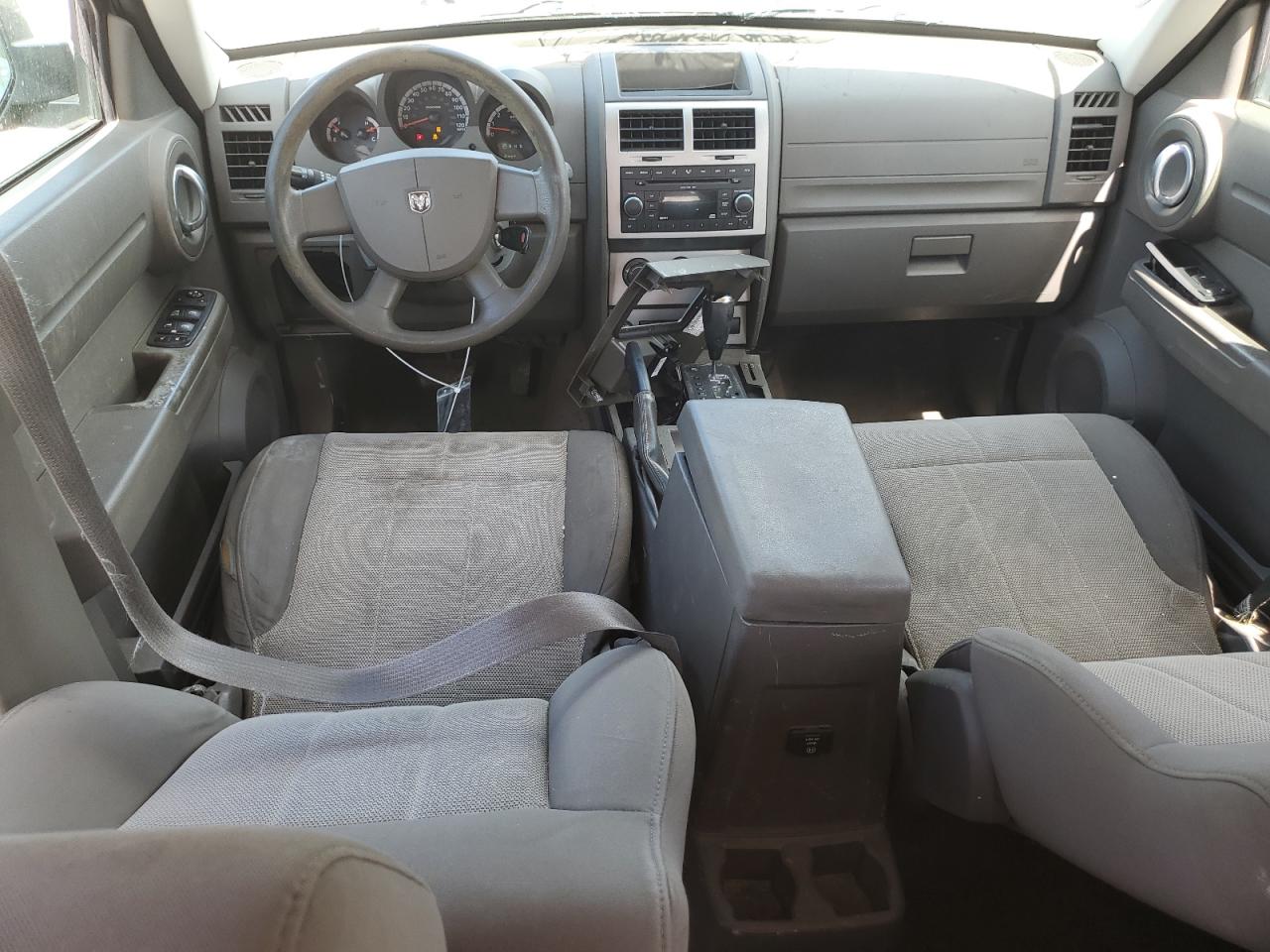 2007 Dodge Nitro - Image 8