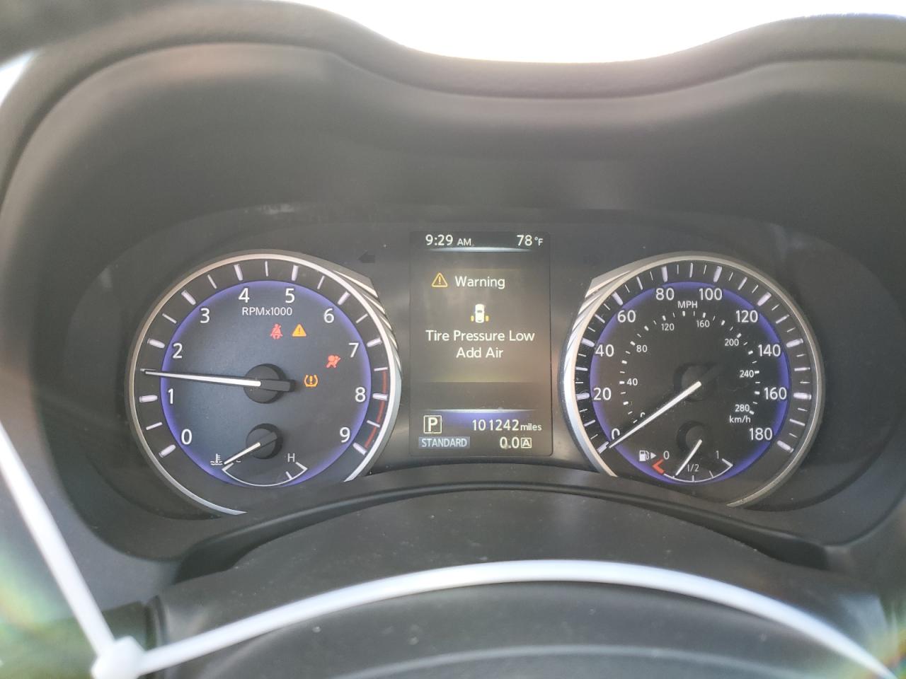 2015 Infiniti Q50 - Image 9