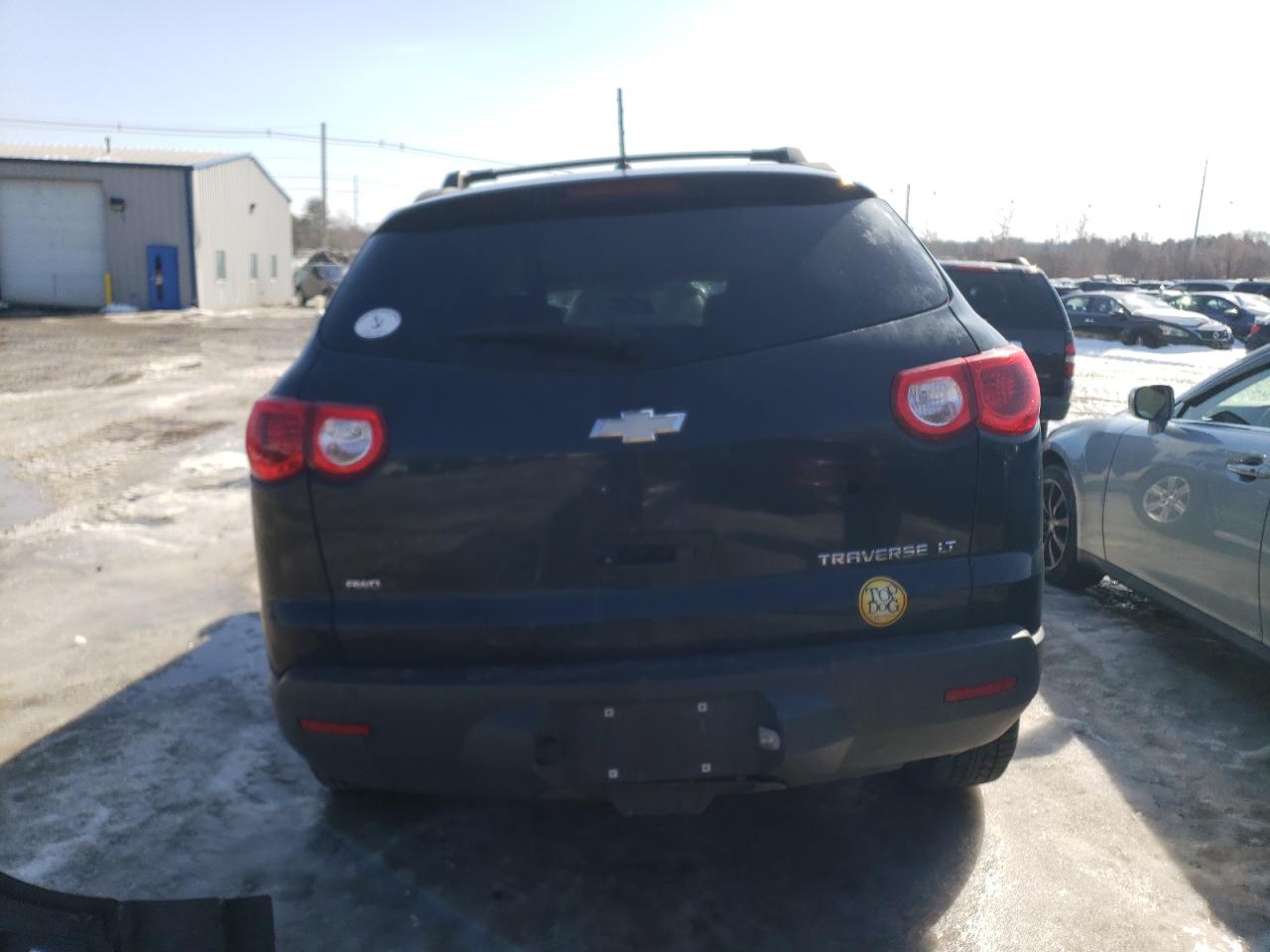 2011 Chevrolet Traverse - Image 6