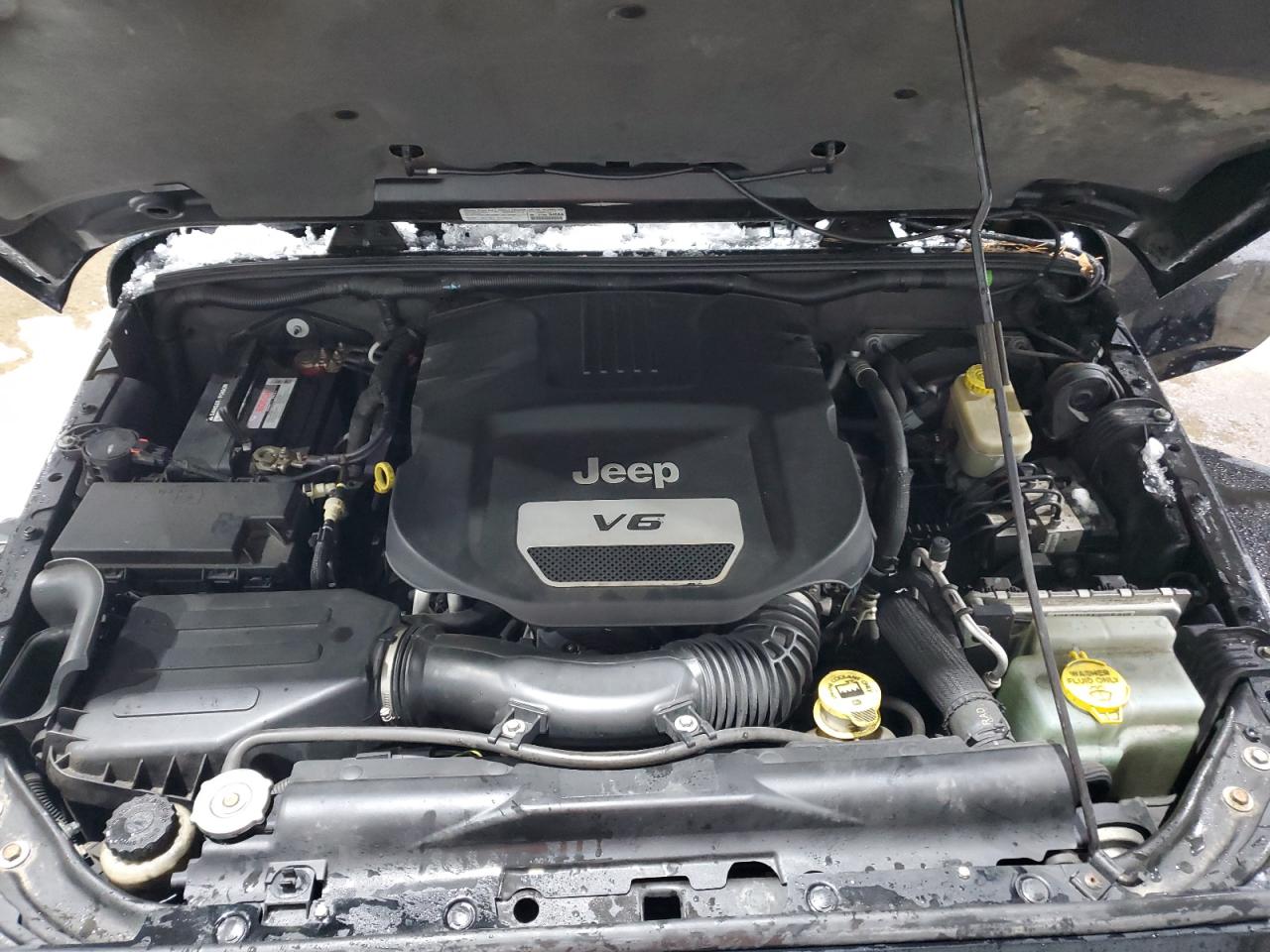 2014 Jeep Wrangler - Image 11