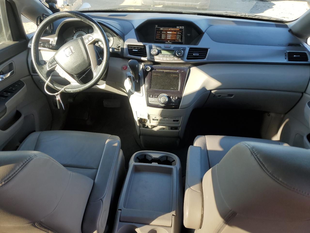 2015 Honda Odyssey - Image 8