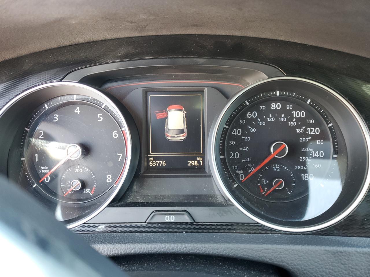 2016 Volkswagen GTI - Image 9