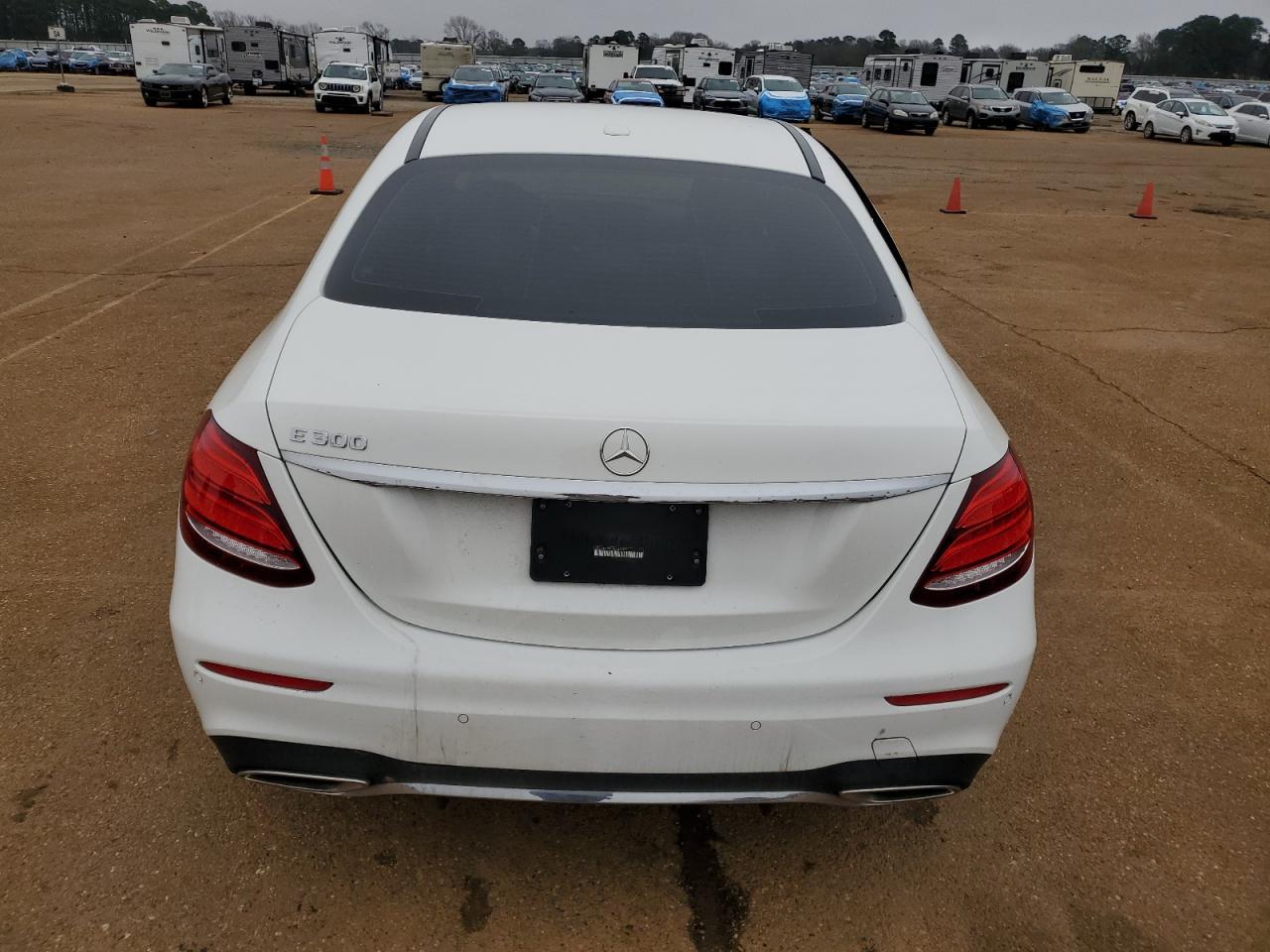 2017 Mercedes-Benz E-klasse - Image 6