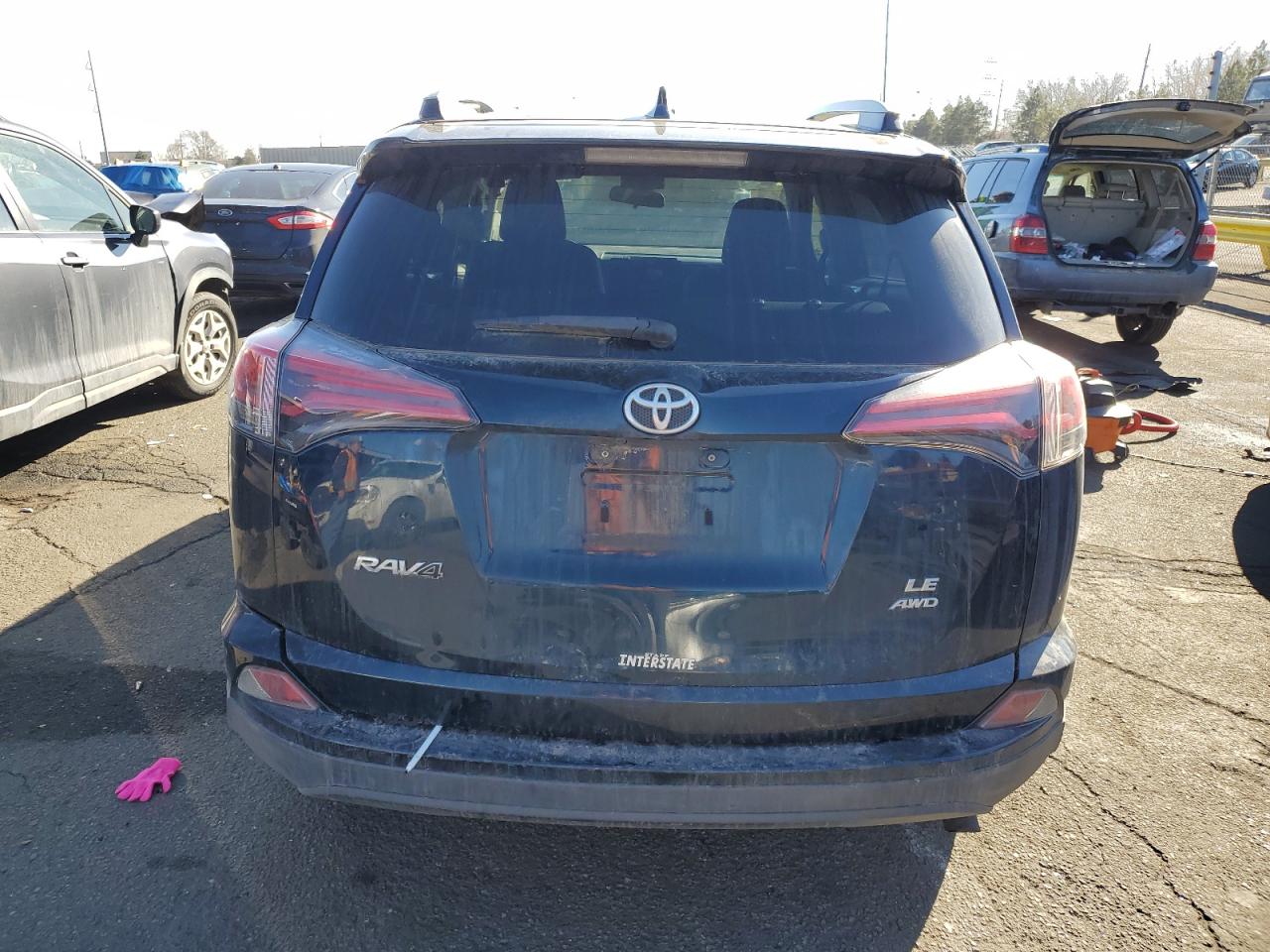 JTMBFREV2JJ743870 TOYOTA RAV4 2018