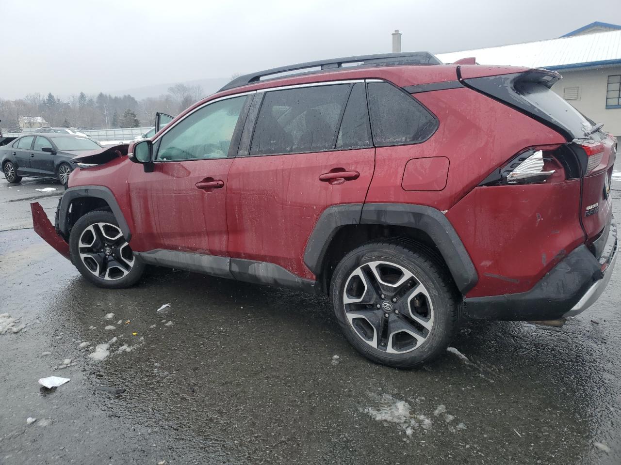 2T3J1RFV0KW022121 TOYOTA RAV4 2019