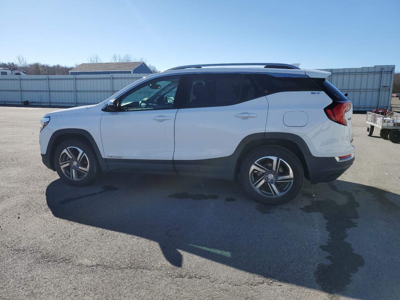 2019 GMC Terrain - Image 2