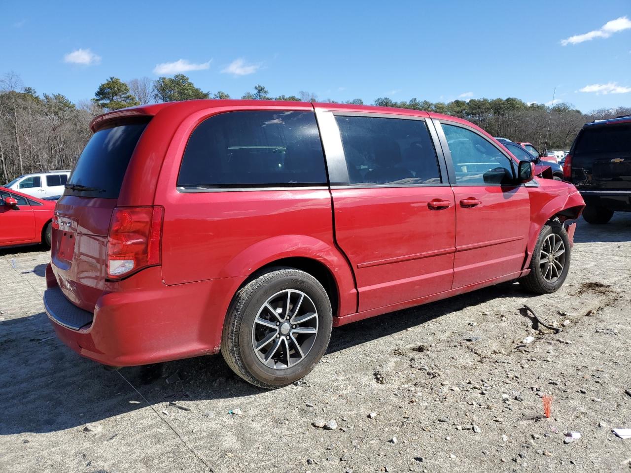 2016 Dodge Caravan - Image 3