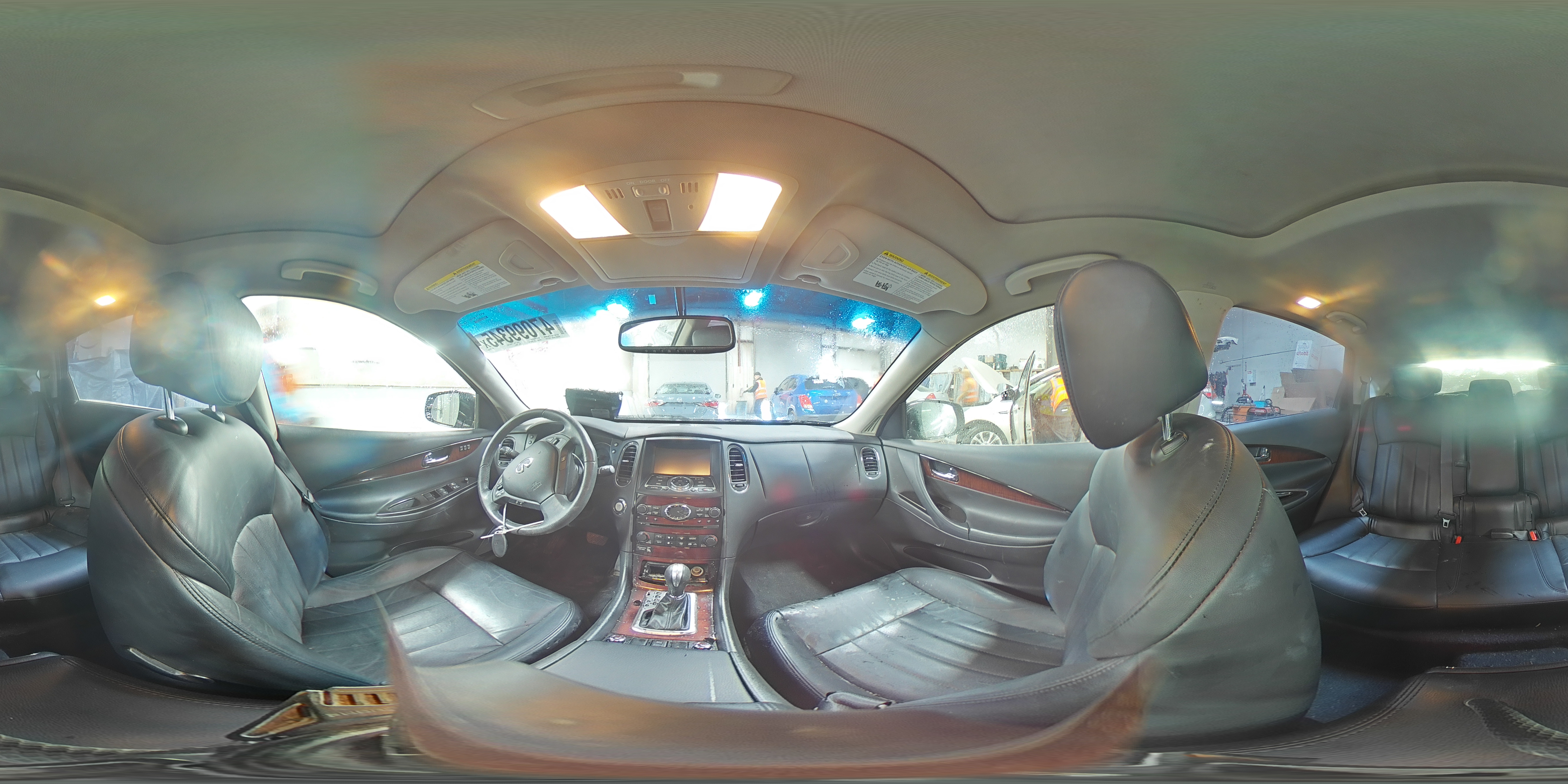 2017 Infiniti QX50 - Image 15