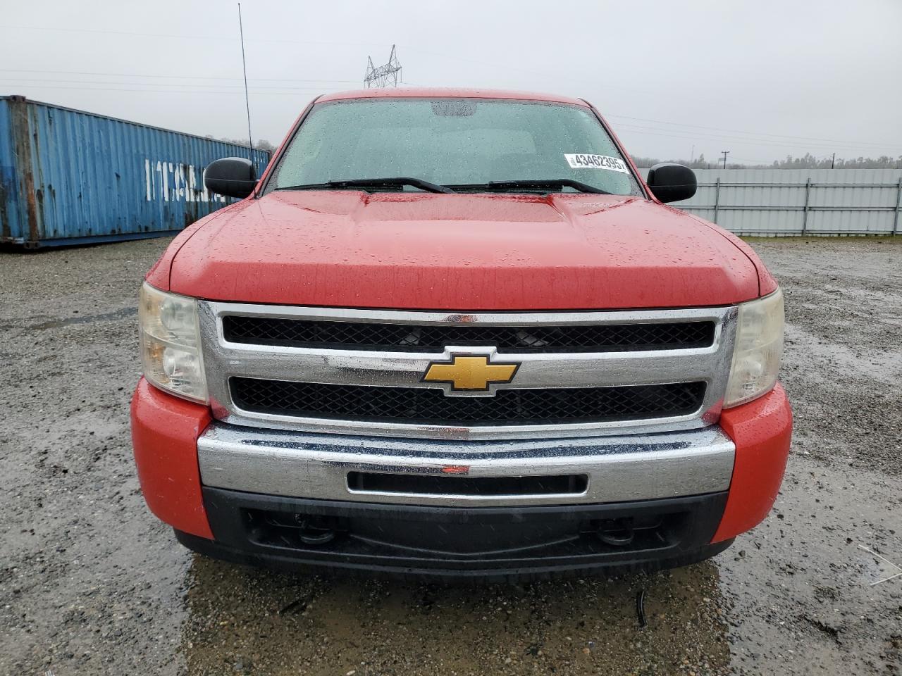 2011 Chevrolet Silverado - Image 5