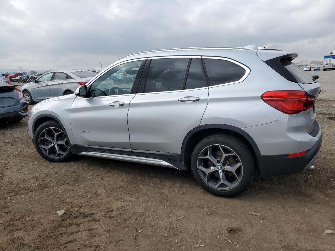 2016 BMW X1 - Image 2