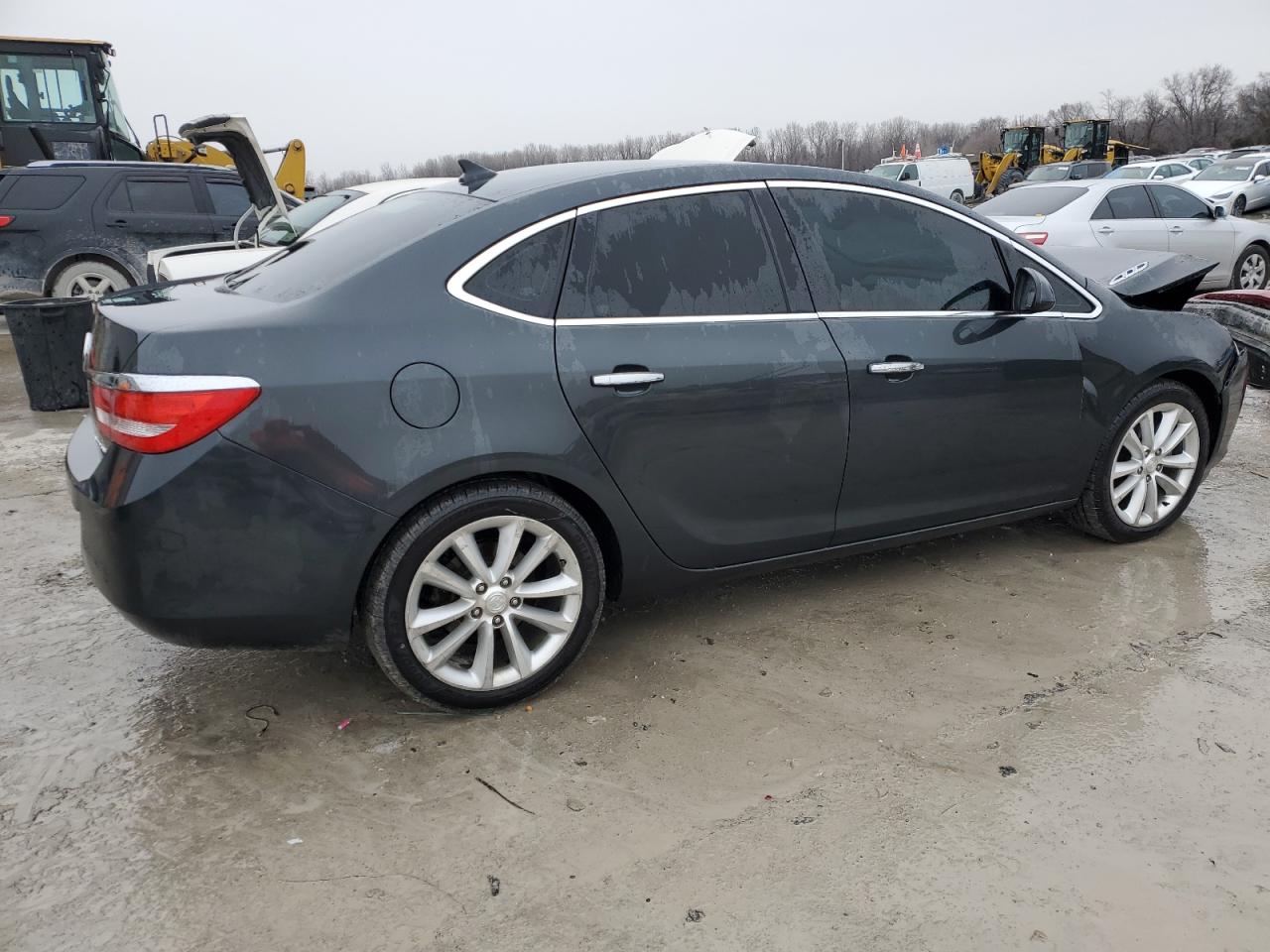 2014 Buick Verano - Image 3