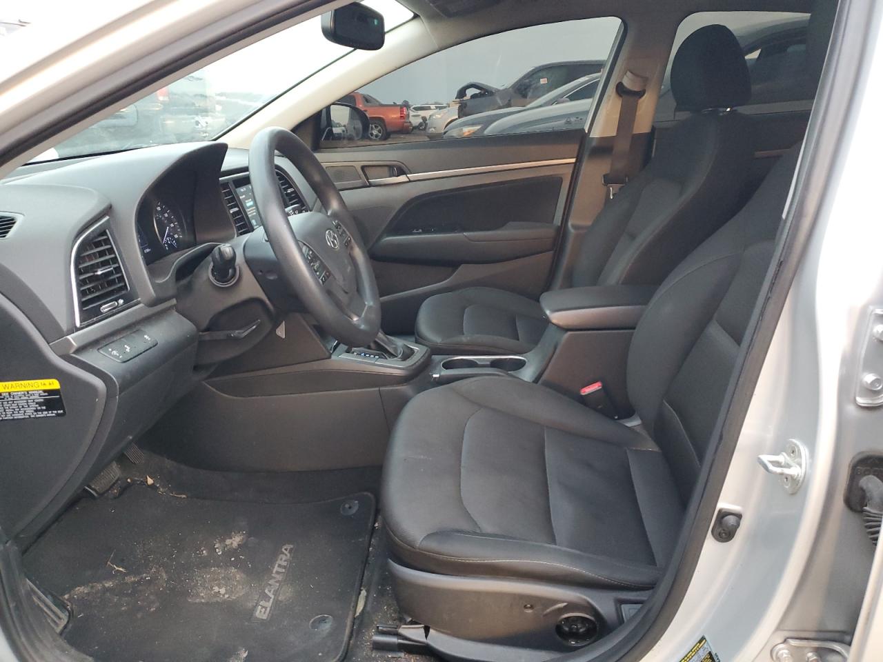 2018 Hyundai Elantra - Image 7