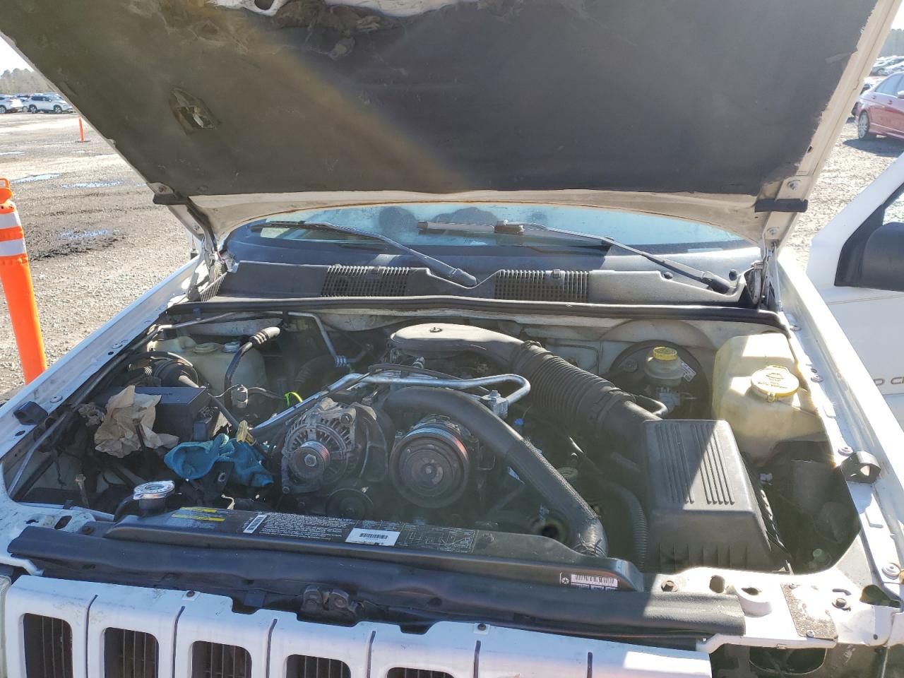 1998 Jeep Grand Cherokee - Image 11