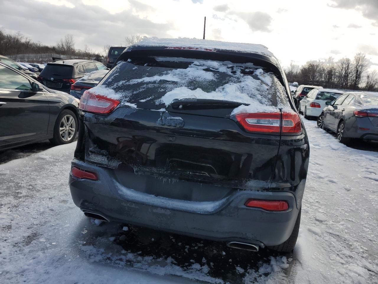 2017 Jeep Grand Cherokee - Image 6