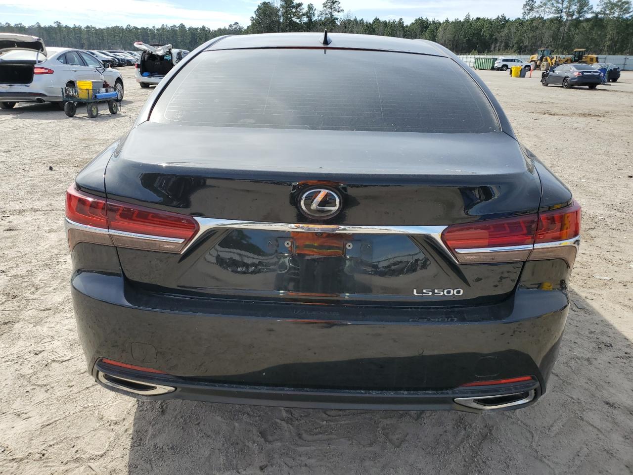 2019 Lexus LS - Image 6