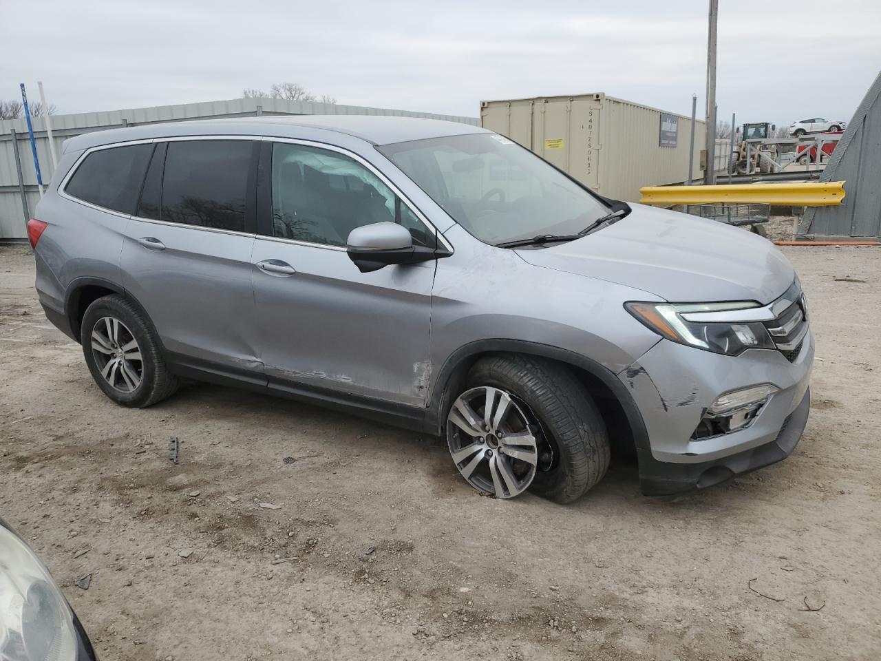 2017 Honda Pilot - Image 4