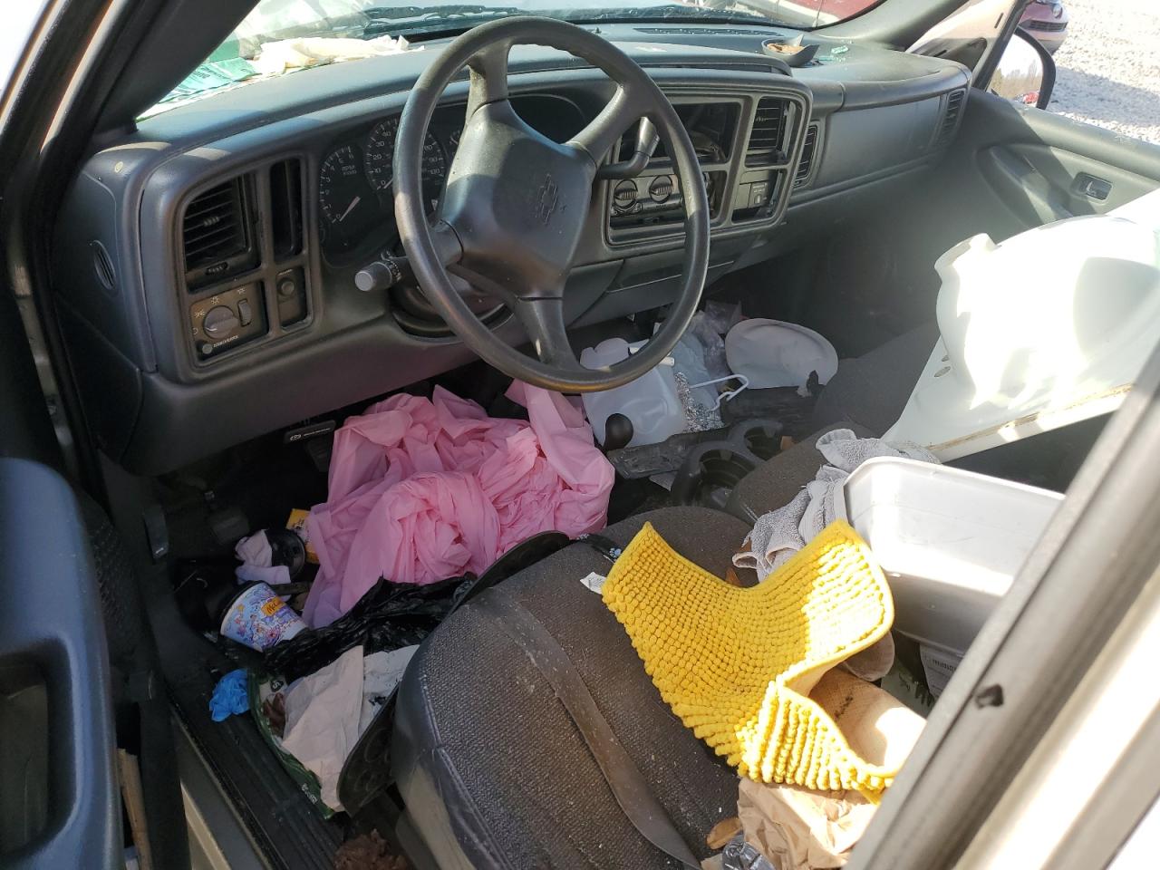 2002 Chevrolet Silverado - Image 8