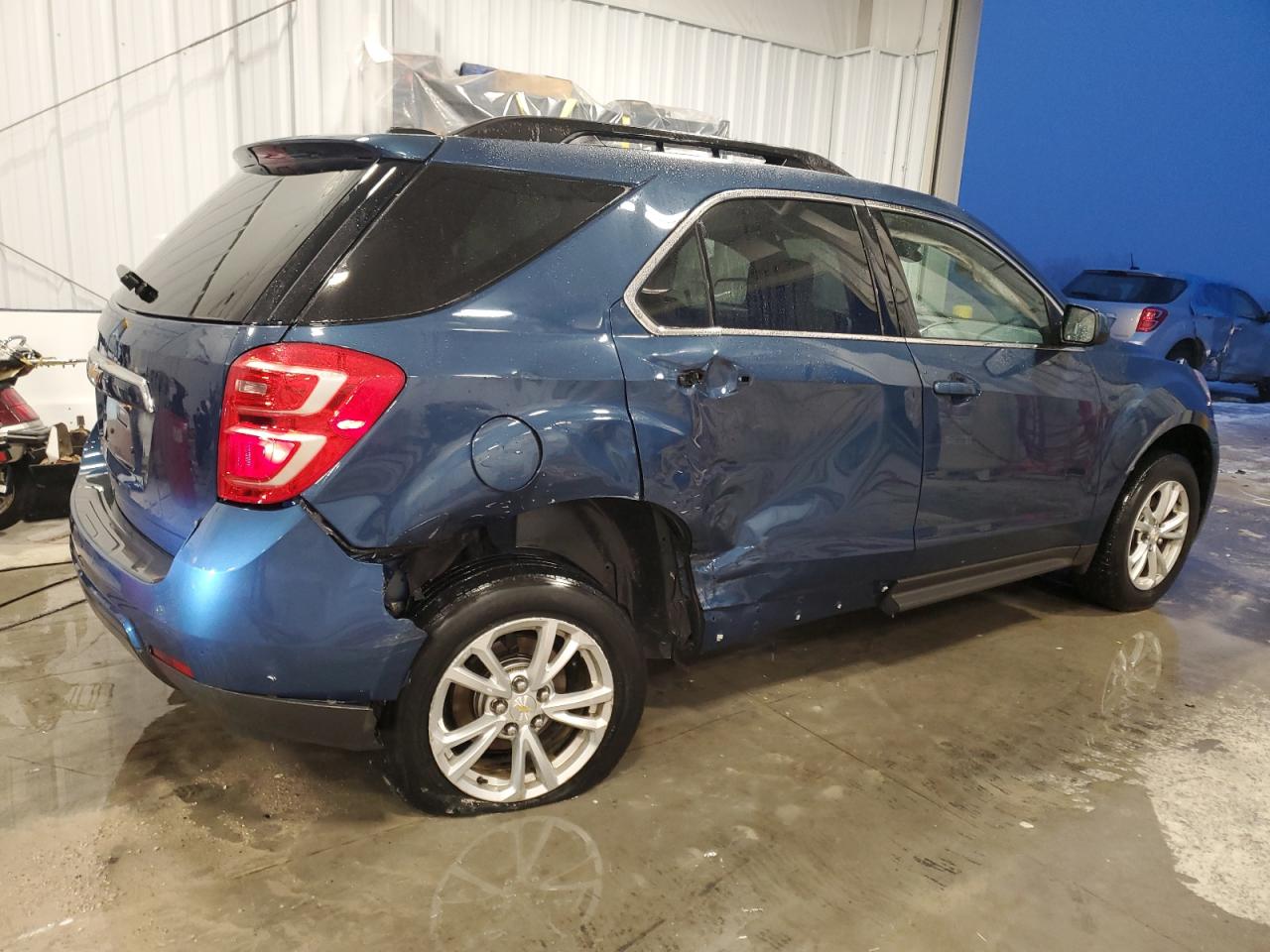 2017 Chevrolet Equinox - Image 3