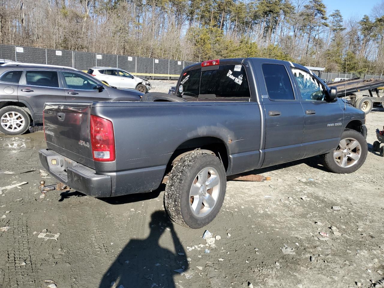 2002 Dodge RAM - Image 3