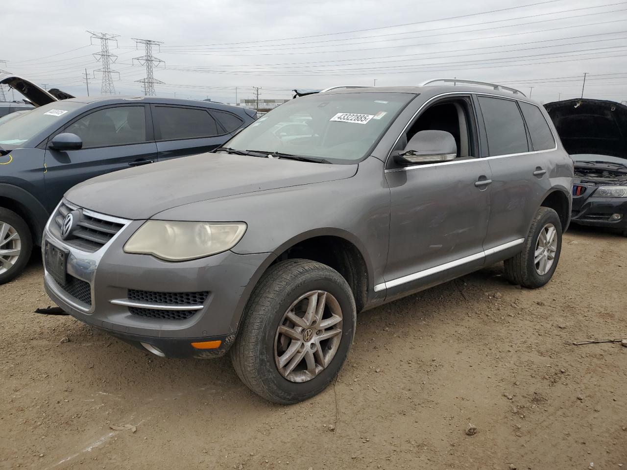 2008 Volkswagen Touareg - Image 1