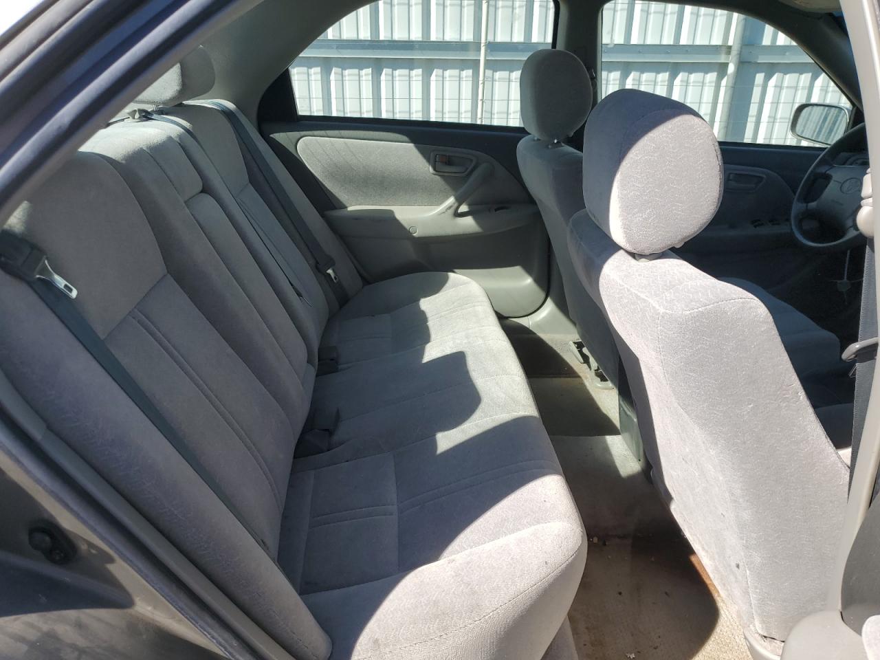 1999 Toyota Camry - Image 10