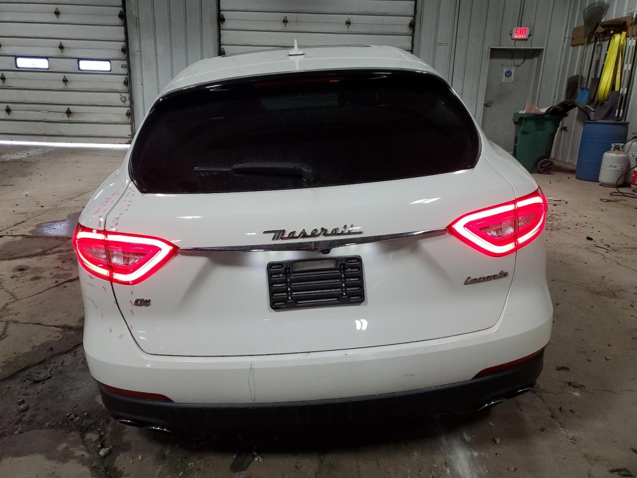 2017 Maserati Levante - Image 6