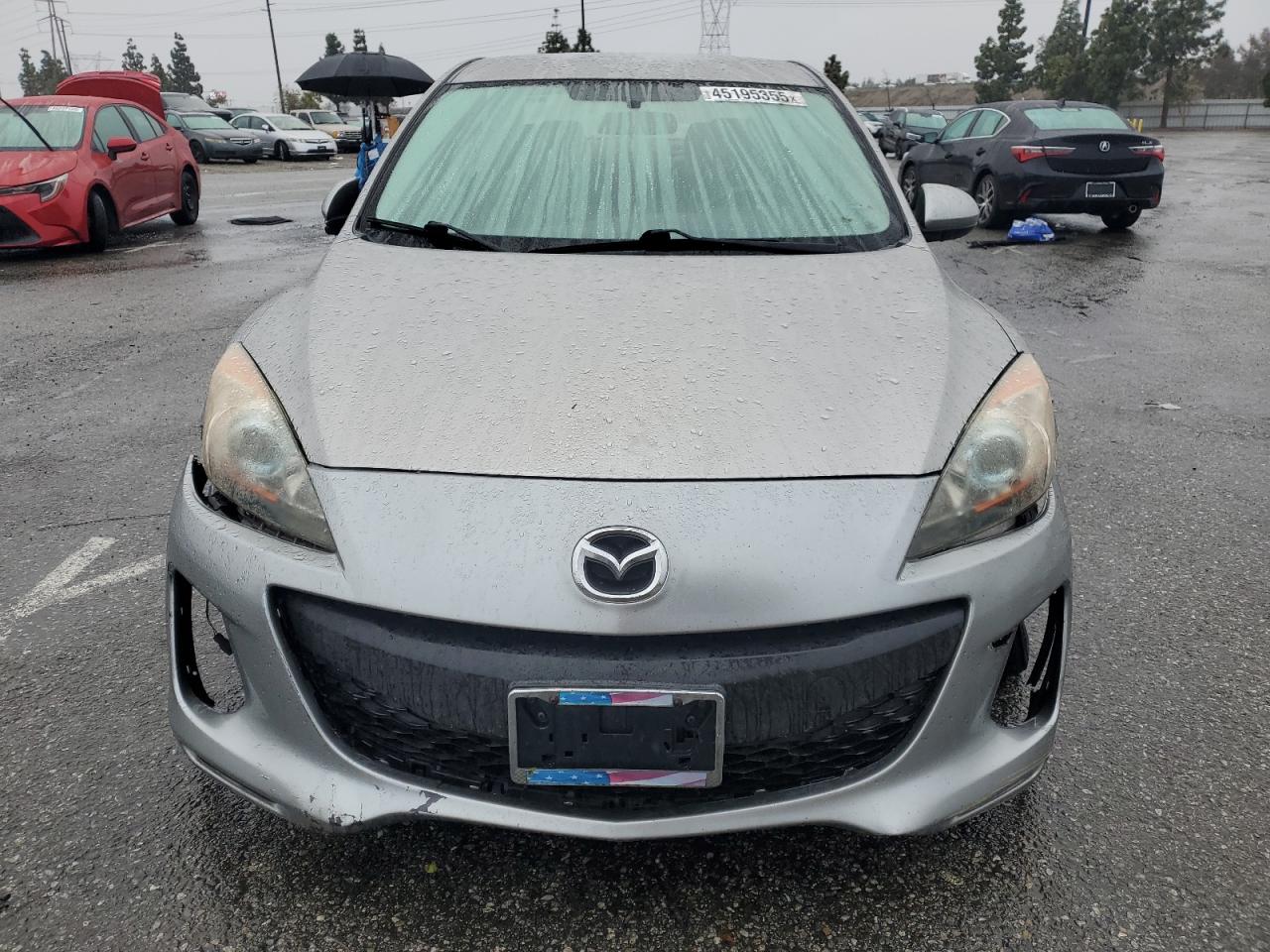 2013 Mazda 3 - Image 5