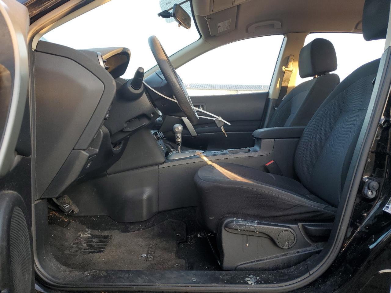 2014 Nissan Rogue - Image 7