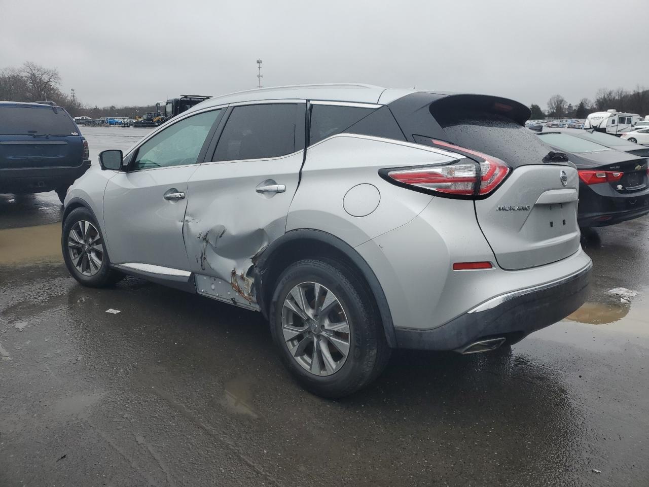 2015 Nissan Murano - Image 2