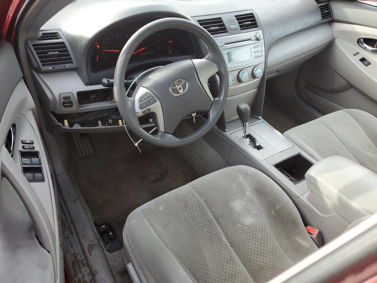 2009 Toyota Camry - Image 8