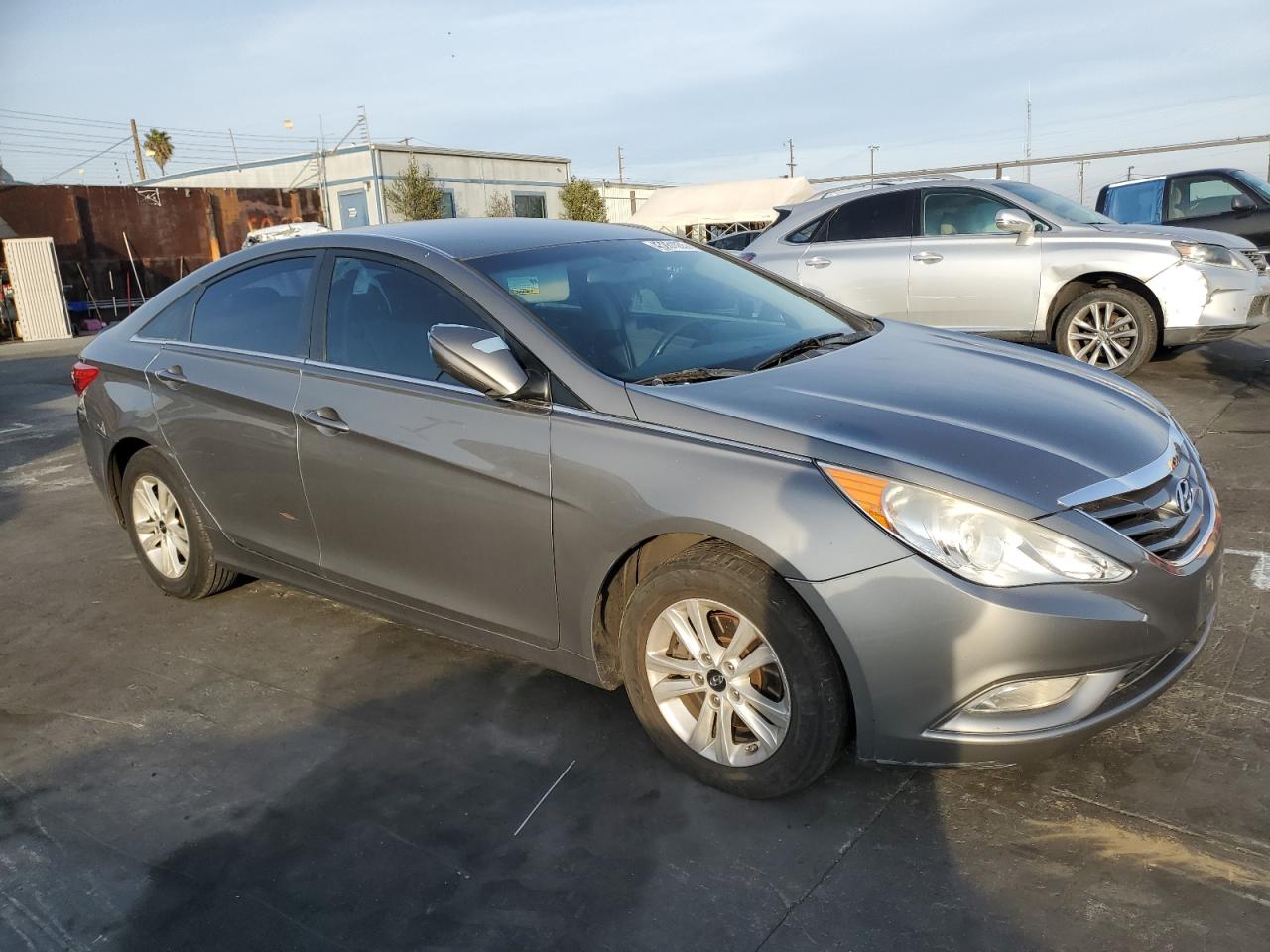 2013 Hyundai Sonata - Image 4